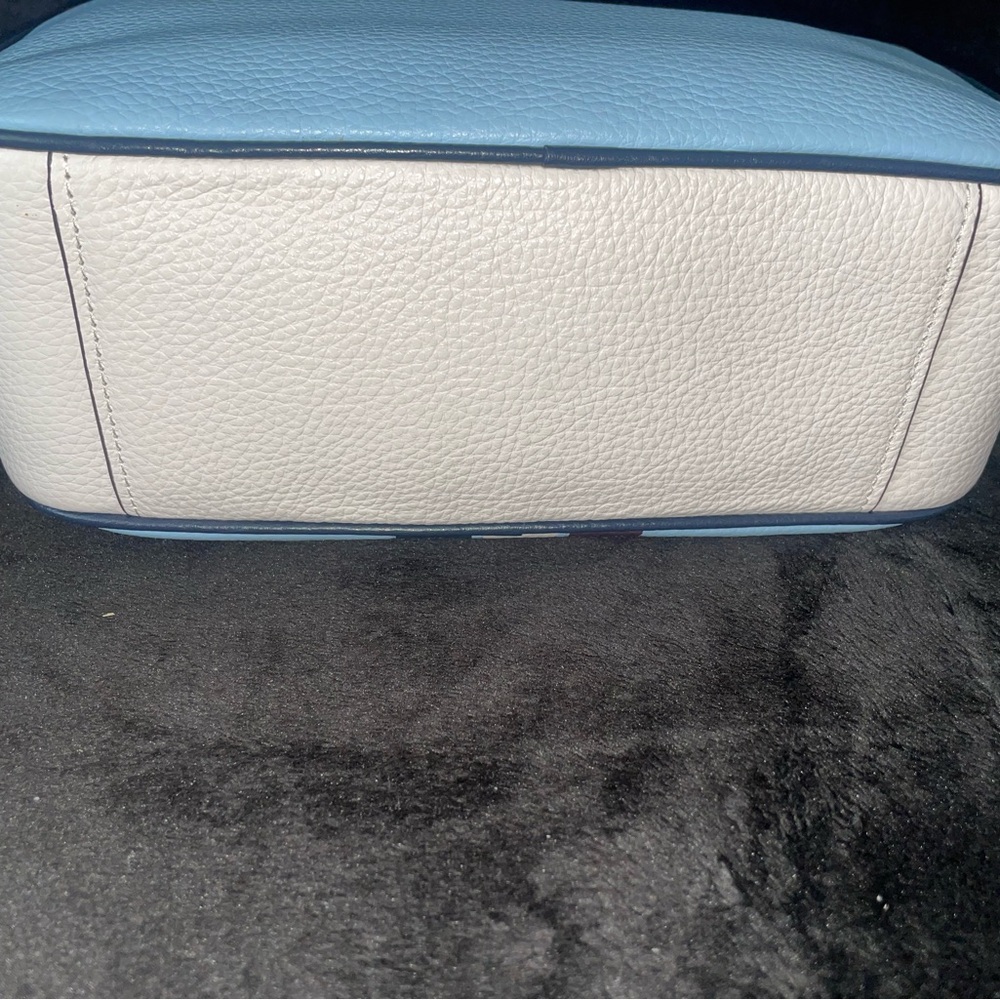COACH **Authentic** Jes Crossbody Bag - Picture 4 of 9